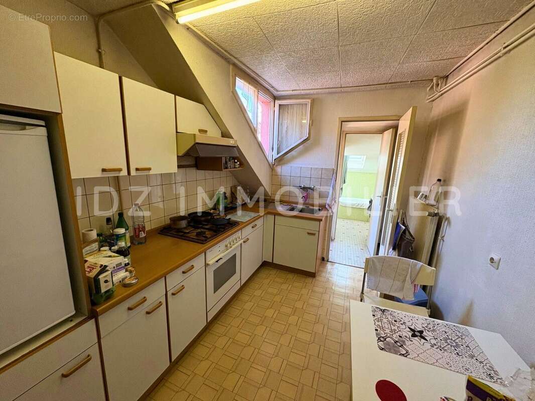 Appartement 260 m² à Saint-Louis  - photo 8