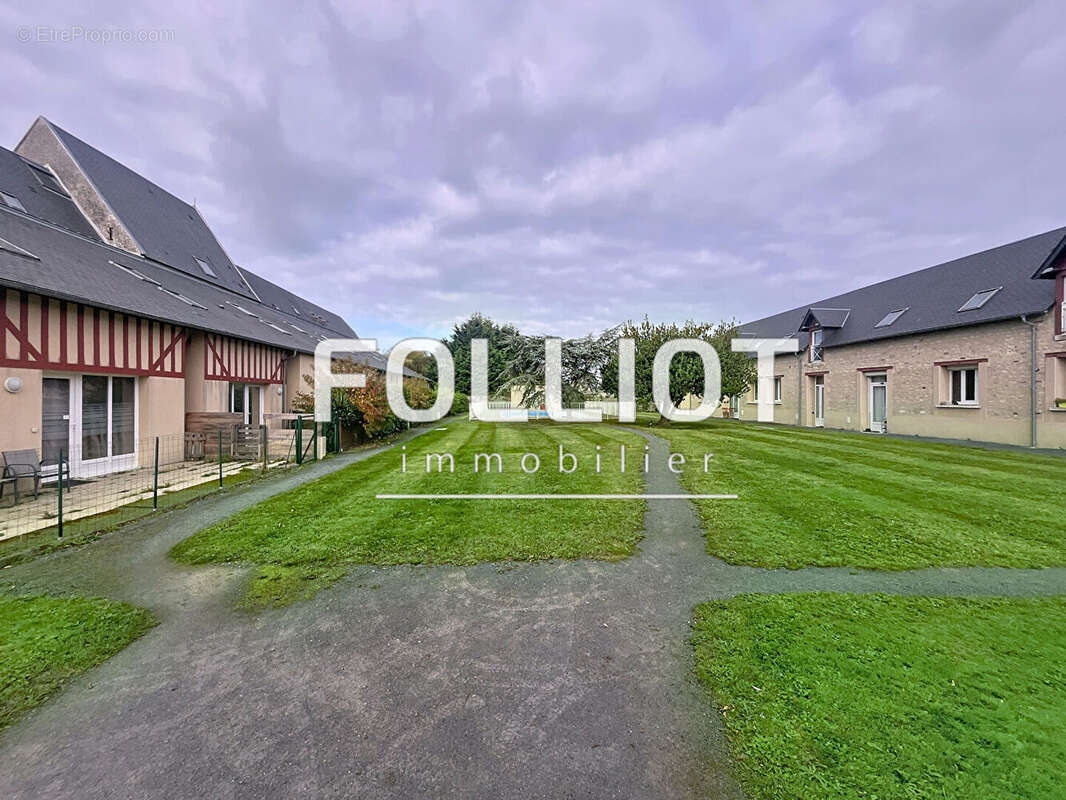 Appartement à COMMES