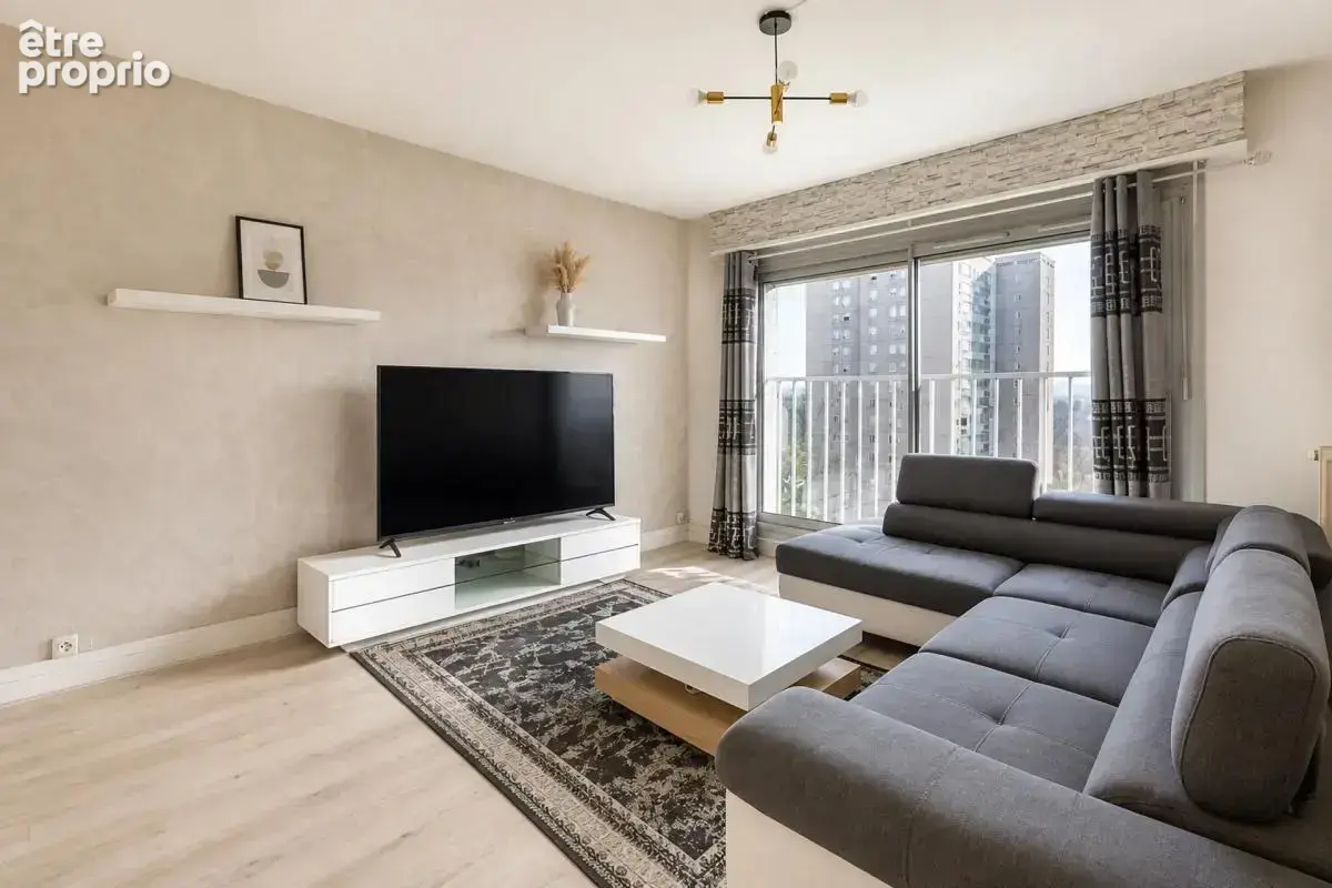 Investissement locatif à Vénissieux - T3 58 m² - photo 3