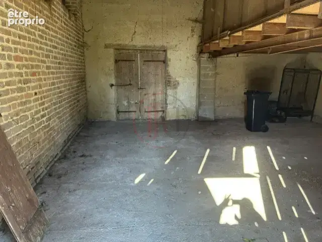 maison entièrement rénovée avec grange, batiment agricole de 700m2 et terrain de 11000m2 - photo 12