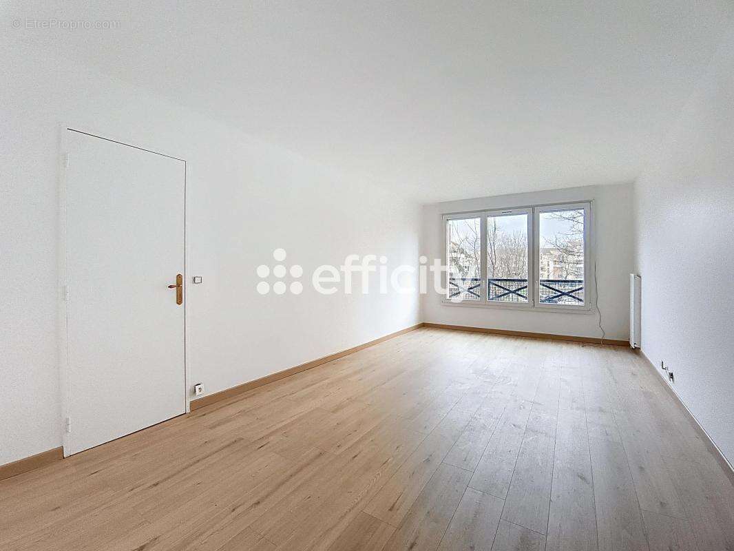 Appartement à ERMONT