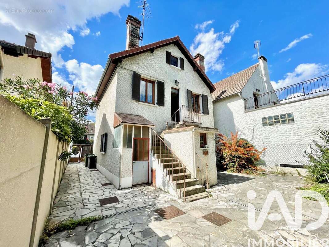 Photo 9 - Maison à VILLENEUVE-LE-ROI