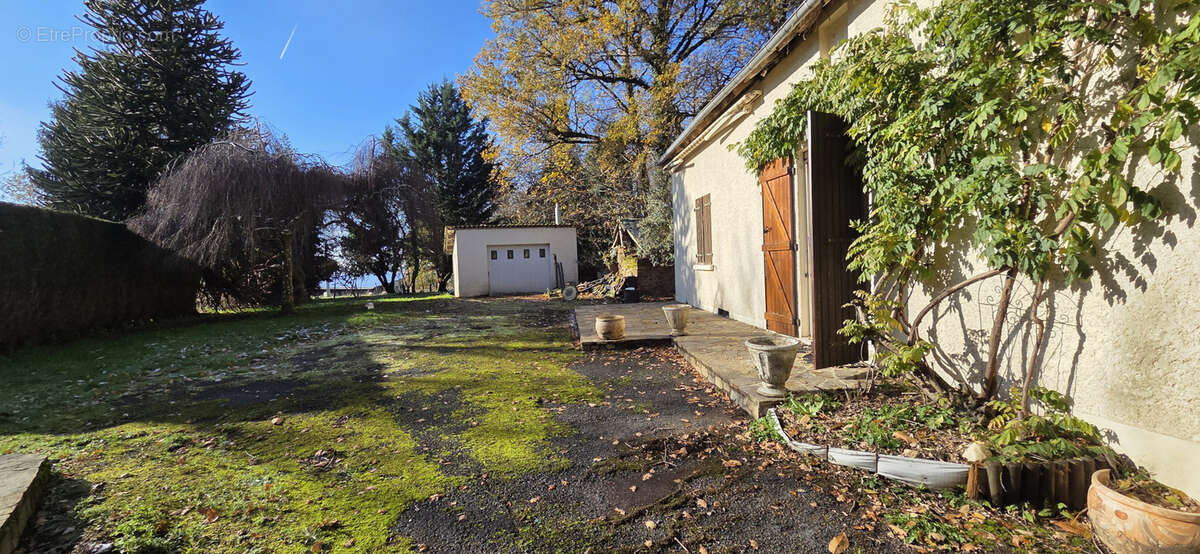 Maison à LUBERSAC