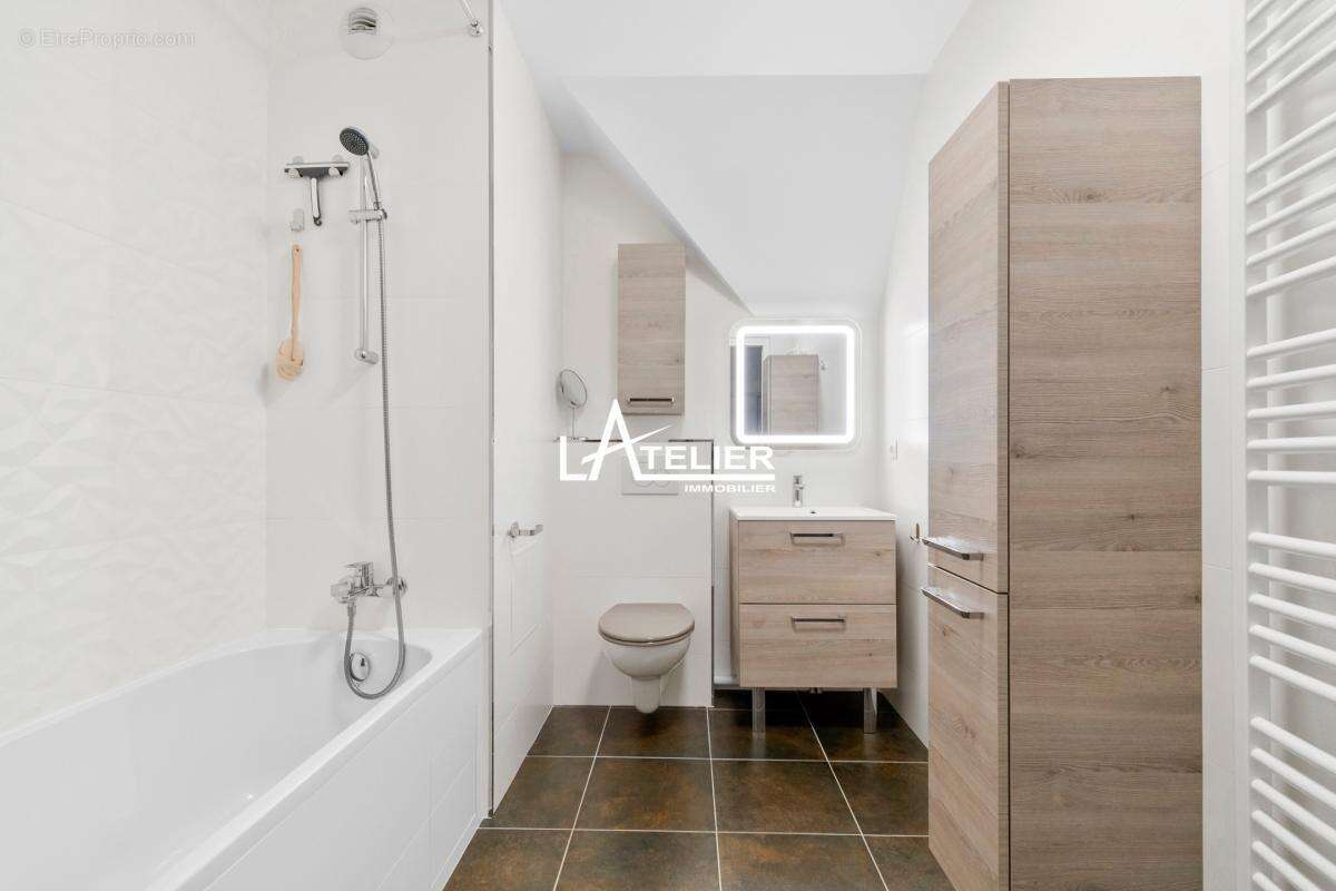 Appartement à L'ETANG-LA-VILLE