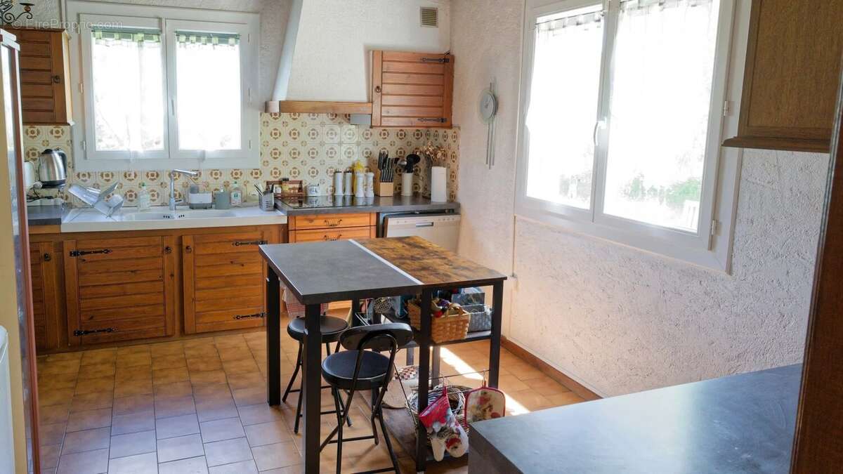 Maison à LES BORDES-SUR-ARIZE