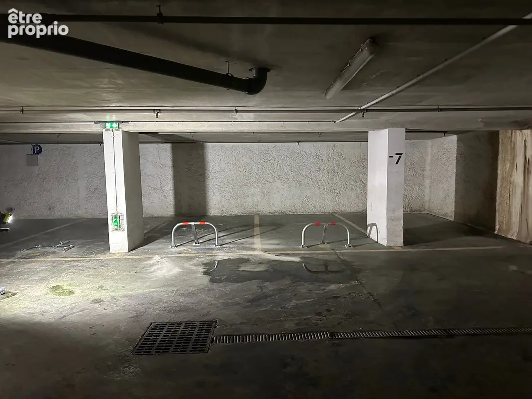 Photo Parking à Paris-11e au prix de 18 500€