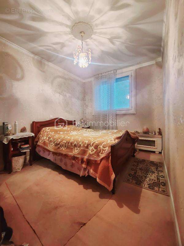 Appartement à CHILLY-MAZARIN