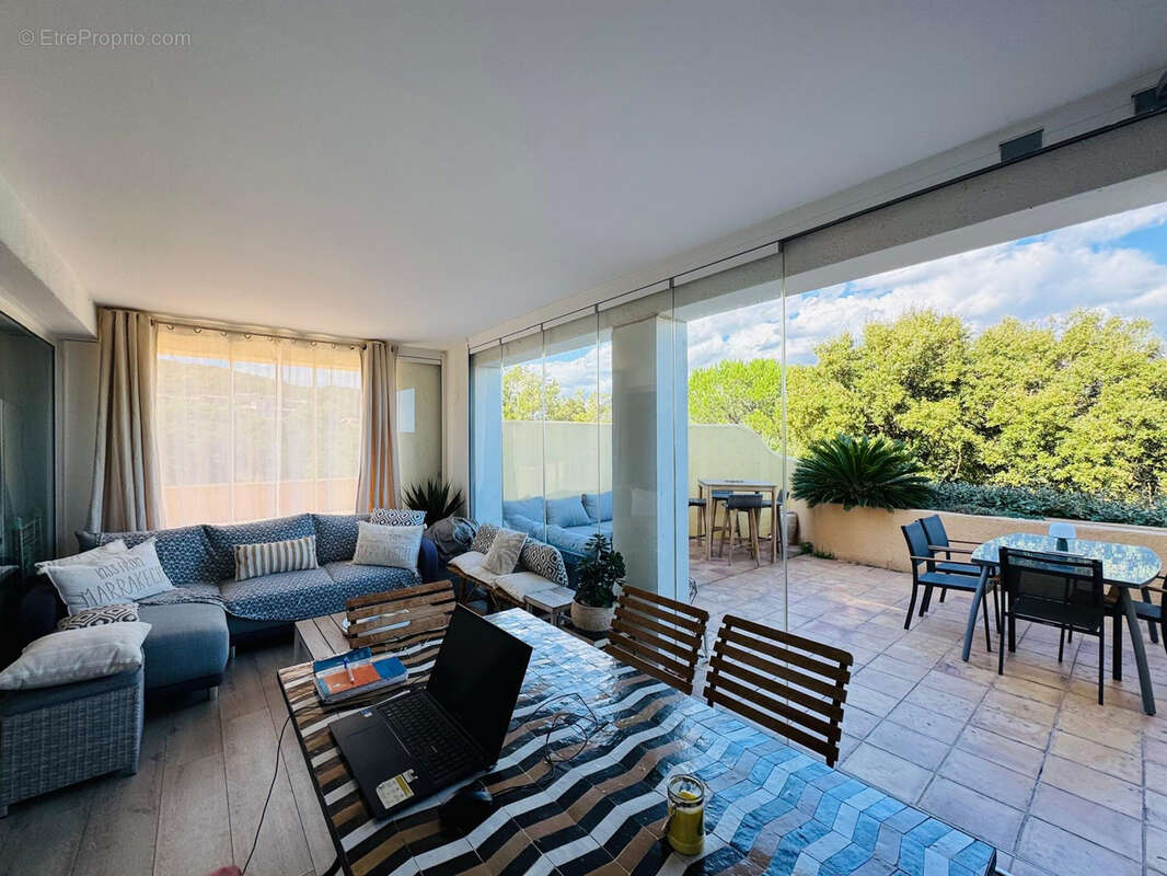 Appartement à GRIMAUD