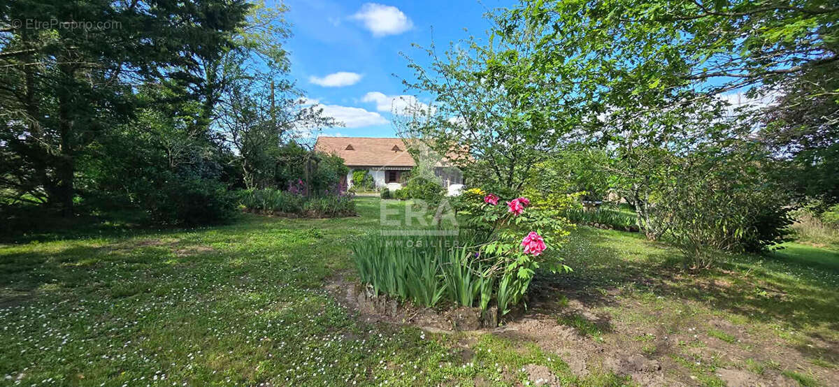 Maison à MONTPON-MENESTEROL