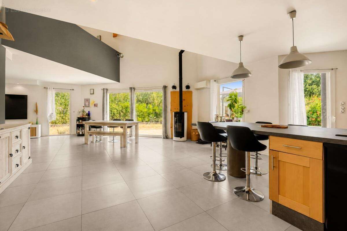 Maison d'architecte contemporaine 148m² - 4 ch - Piscine - Fonsorbes - photo 4