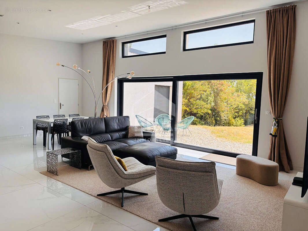 Villa 167m² à villespy - photo 2