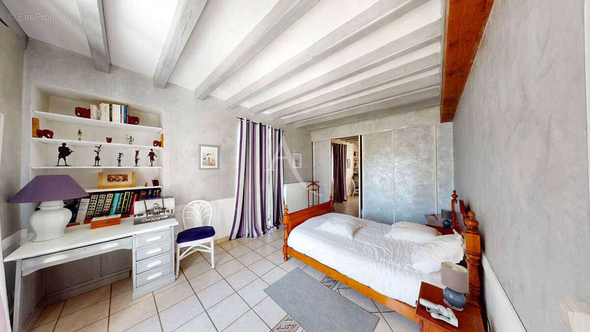 Maison en pierre sur la commune de La Chaussée - photo 7