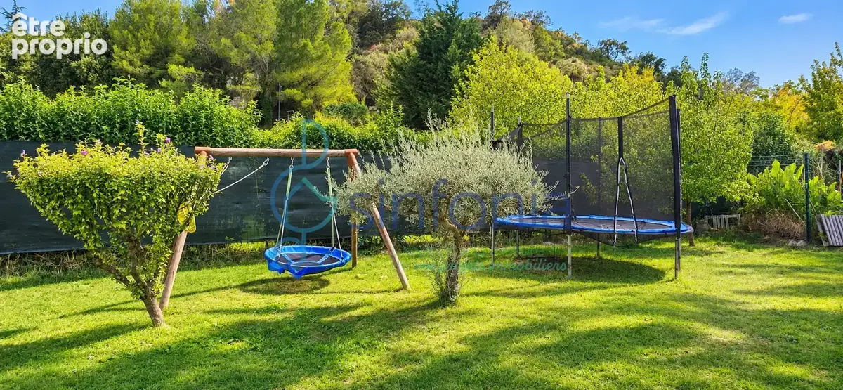 À 6 km d’Uzès  Villa familiale de 155 m2, 4 chambres, jardin arboré et piscine - photo 15