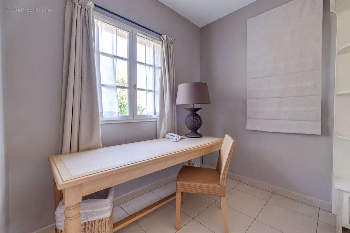 Appartement à LA MOTTE