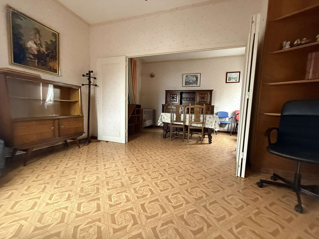 Maison à QUIEVY
