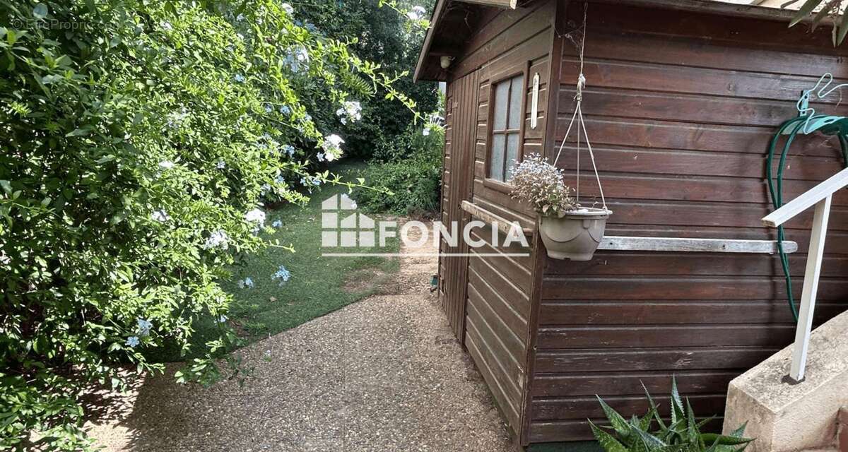 Appartement à SAINT-CYR-SUR-MER