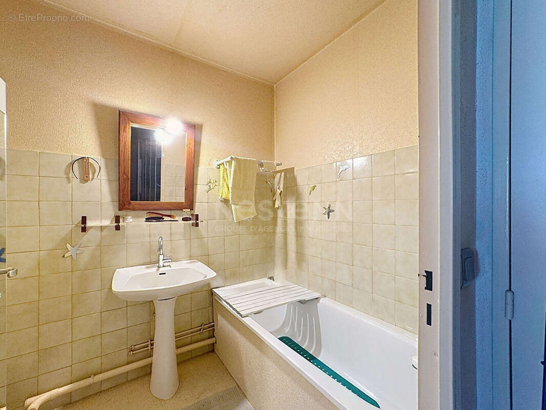 Appartement à LAMORLAYE