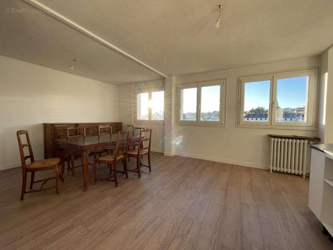 Appartement à AURILLAC