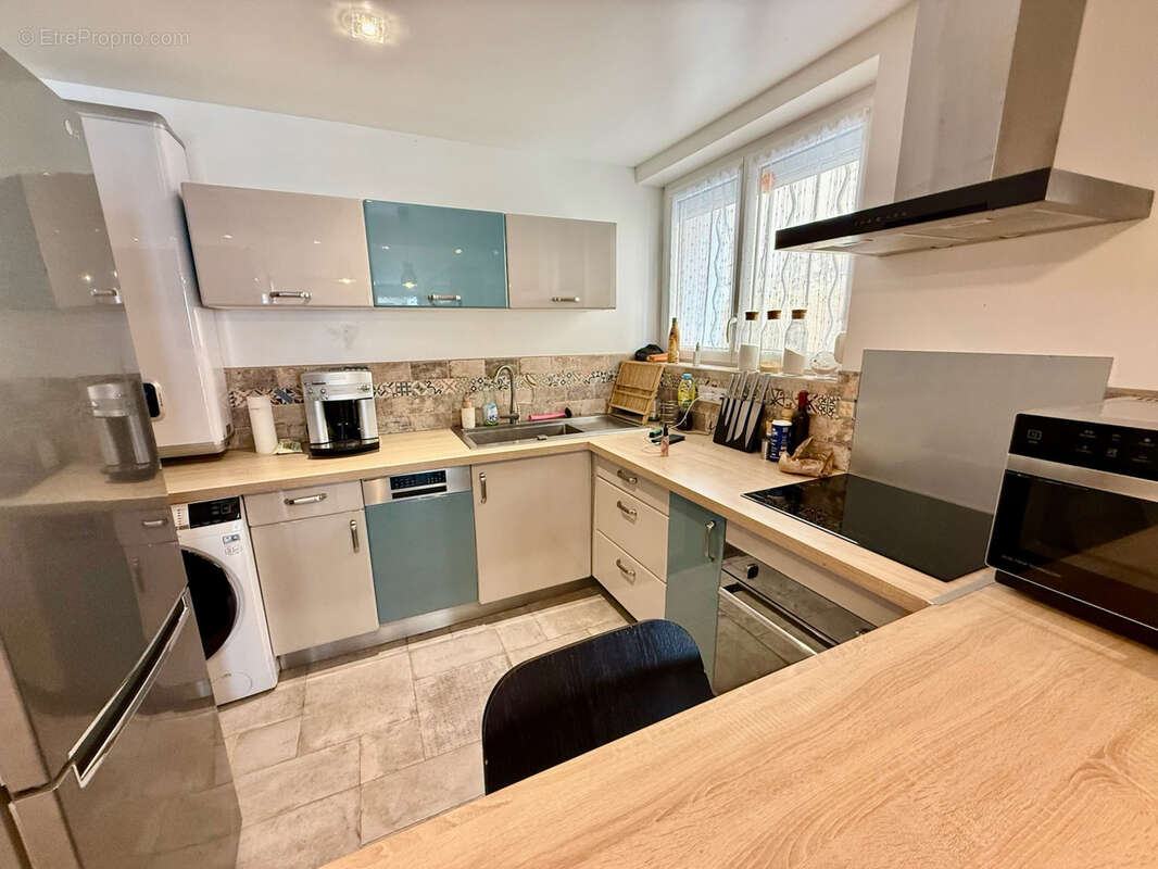 Appartement à SIX-FOURS-LES-PLAGES