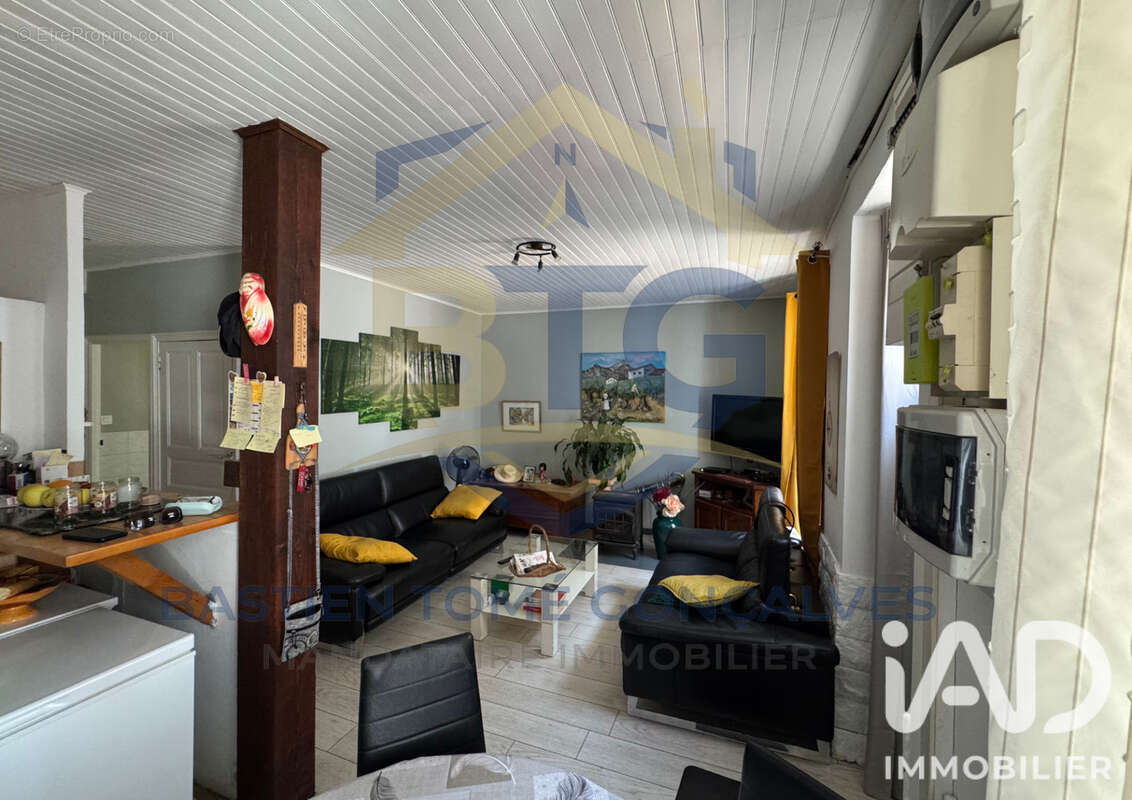 Maison 84 m² à La Souche  - photo 2
