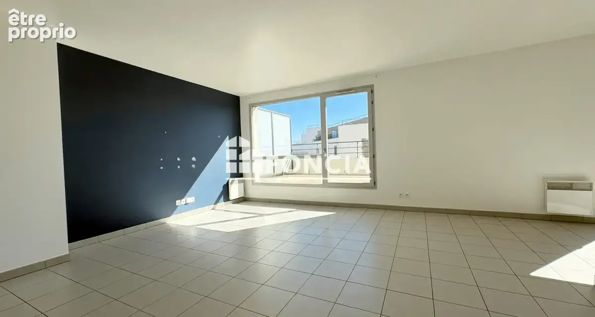 Grand 4 pièces au dernier étage avec terrasse - photo 2