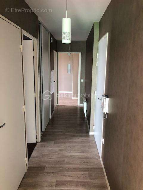 Appartement T3 lumineux – Dernier étage - photo 9