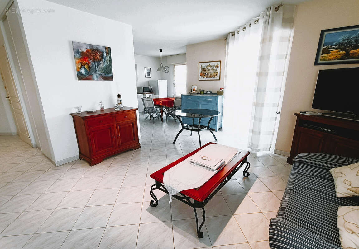 Appartement à FREJUS