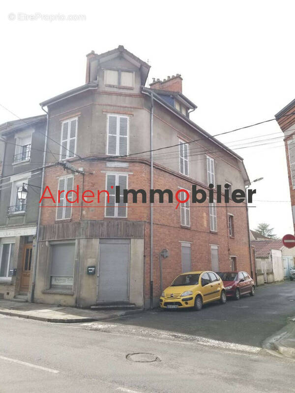 Appartement à ATTIGNY