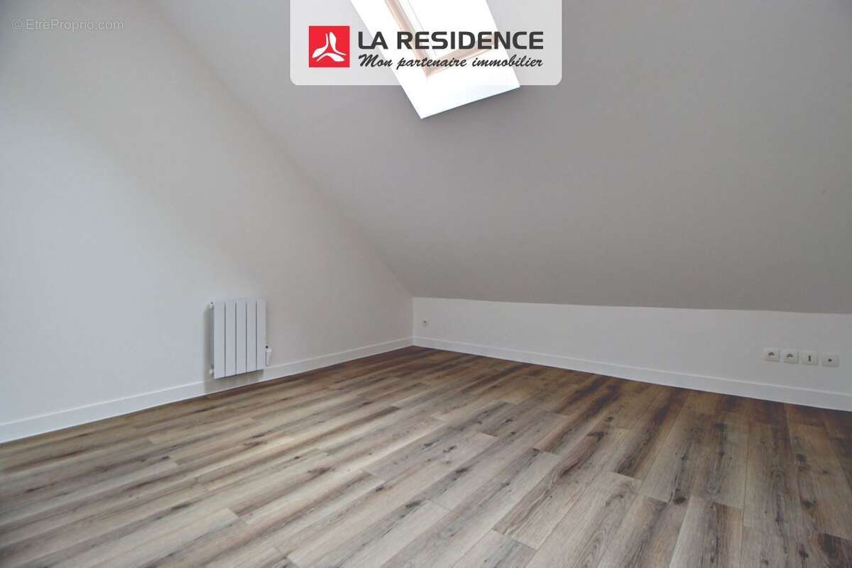 Appartement à VERNEUIL-SUR-SEINE