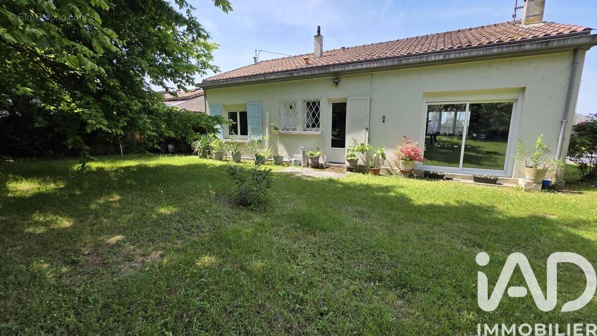 Photo 1 - Maison à BLAYE