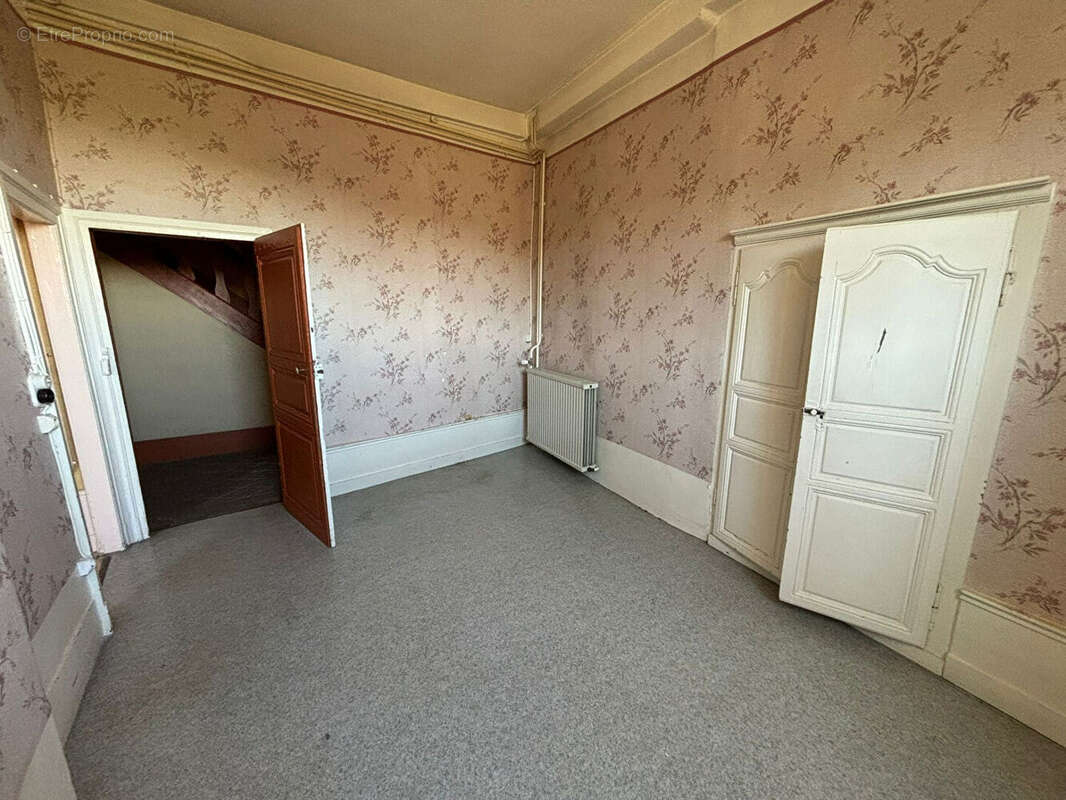 Appartement à VILLEMONTAIS