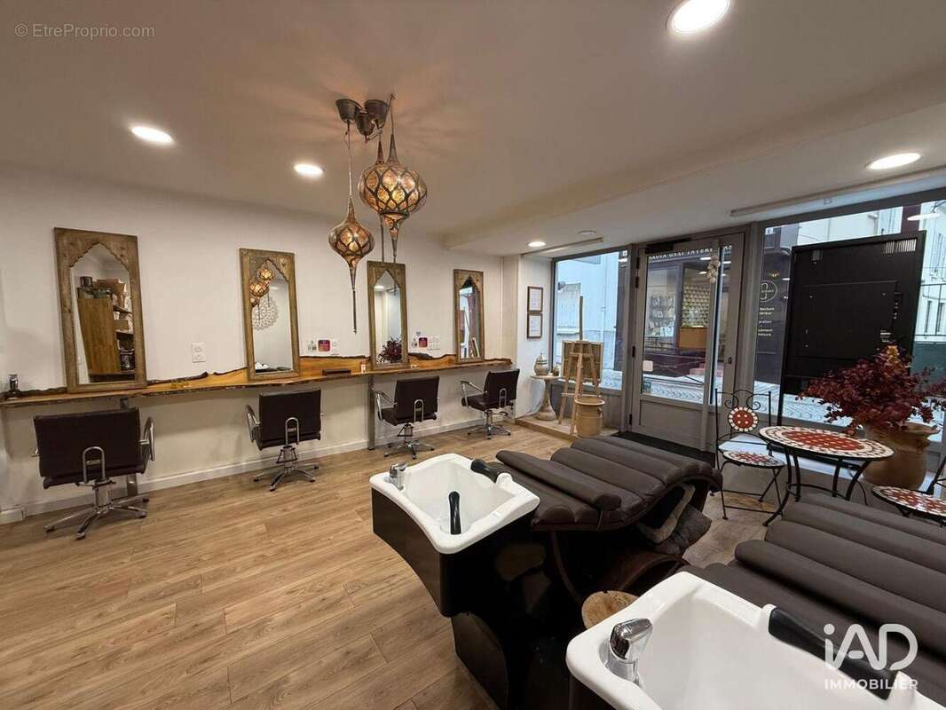 Photo 2 - Commerce à SCEAUX