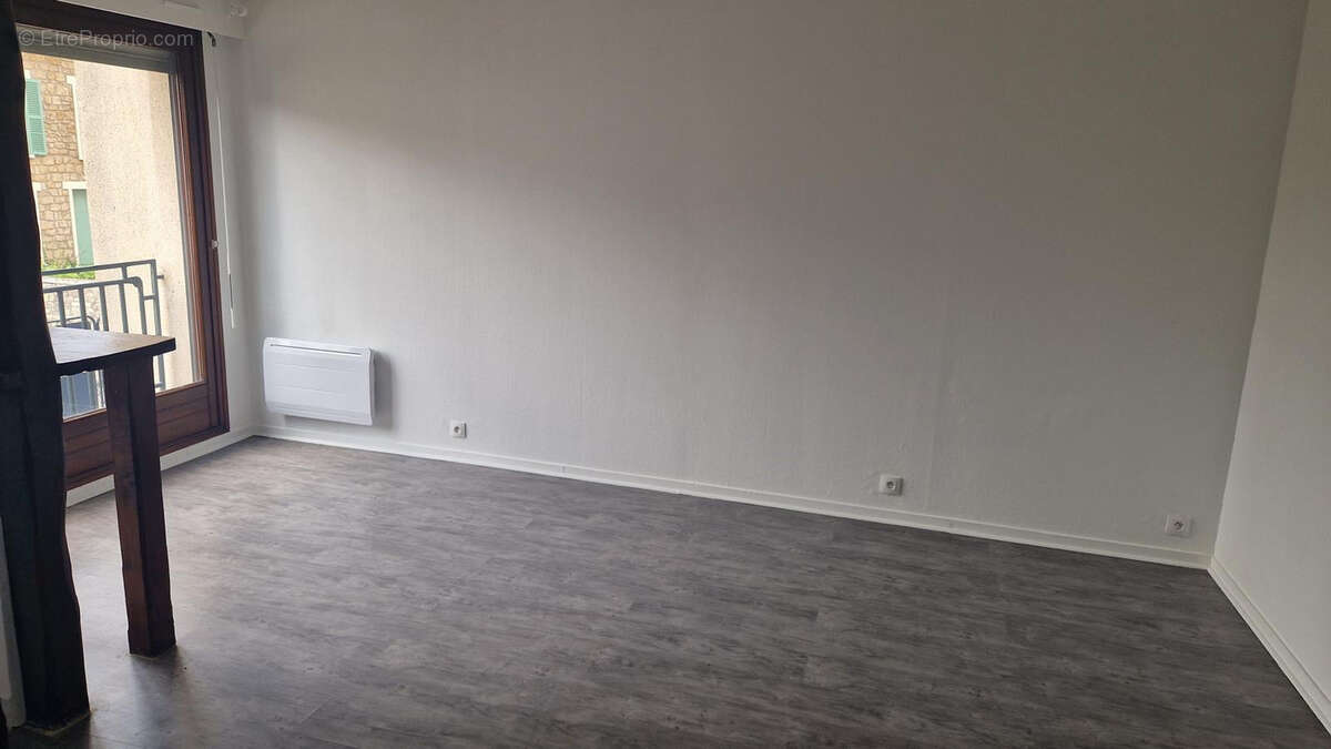 Appartement à LES MUREAUX