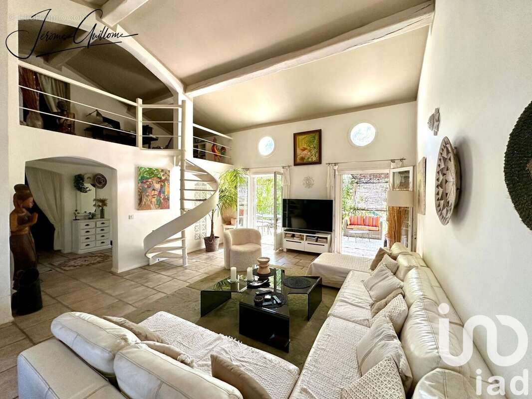 Photo 2 - Maison à LA MOLE