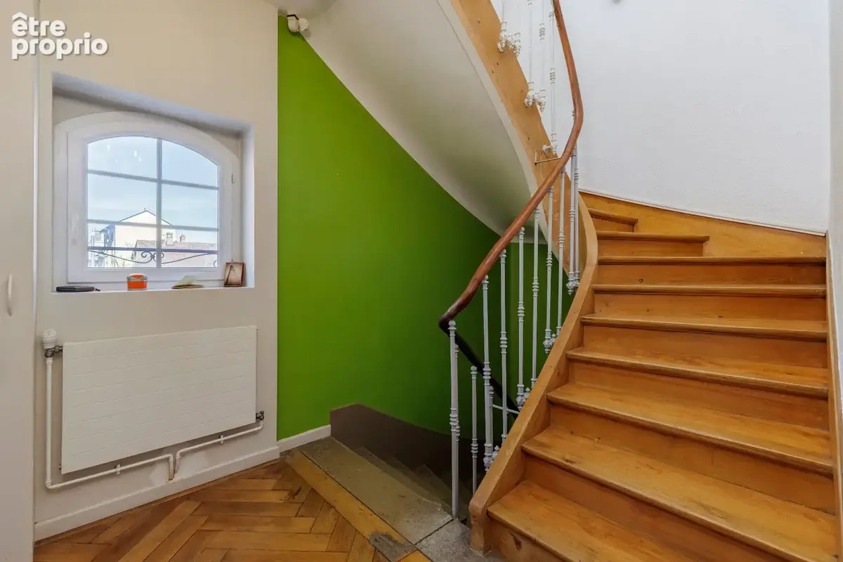 Maison à vendre 7 pièces DIVONNE LES BAINS (01) - photo 11