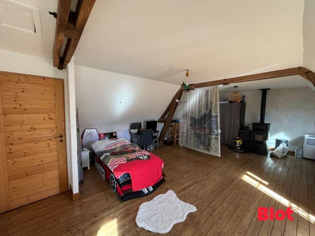 Maison à LA GUERCHE-DE-BRETAGNE