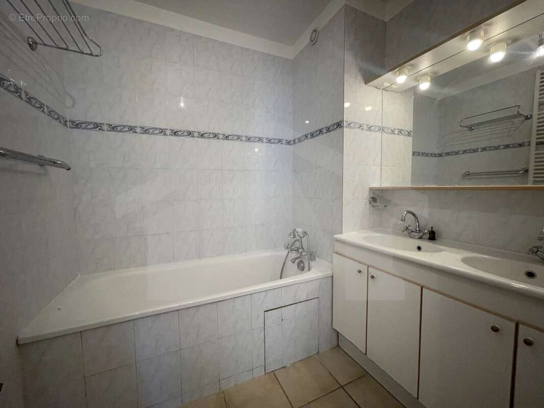 Appartement - 4P+C - 103m2 - photo 5