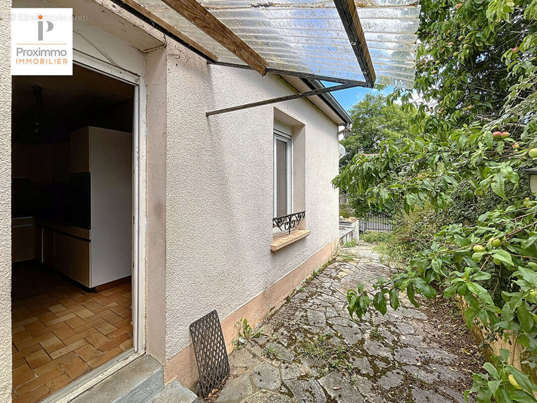 Maison à MESSAC