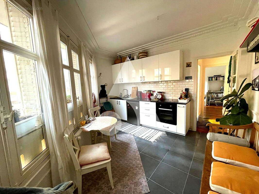 Bel appartement 2 pièces en pleine coeur de la ville - photo 7