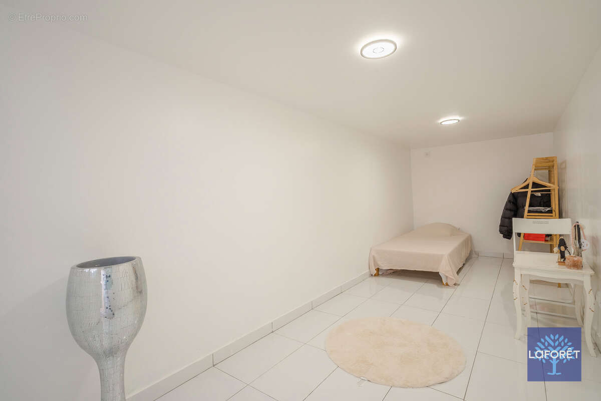 Maison à LES PAVILLONS-SOUS-BOIS