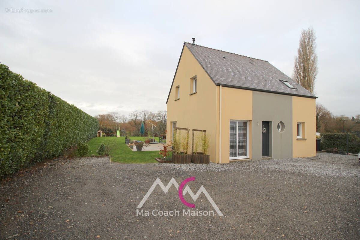 Maison à SAINTE-ANNE-SUR-BRIVET