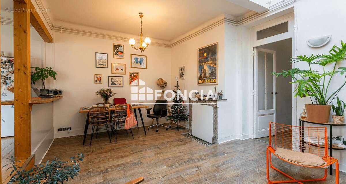 Appartement à BORDEAUX