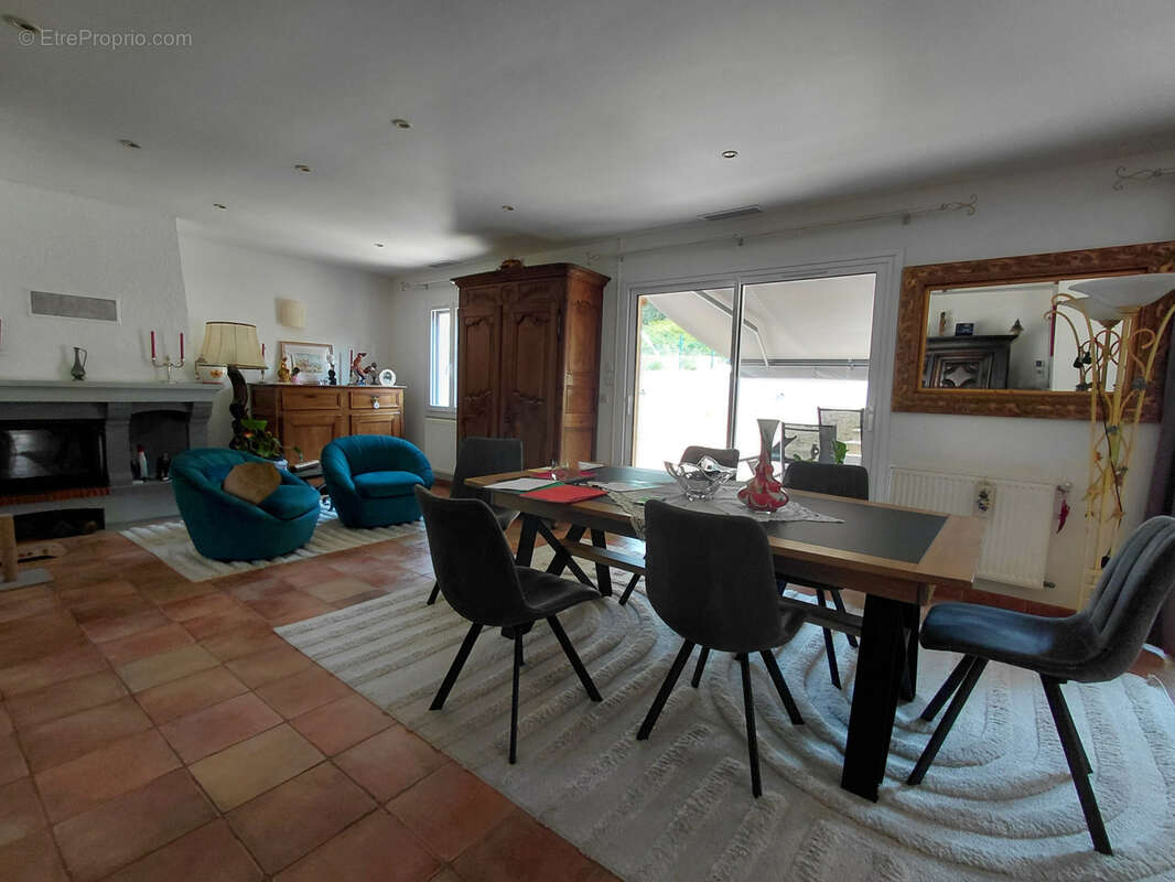 Grand Plain-pied confort 5 chambres Coulounieix-Chamiers - photo 4