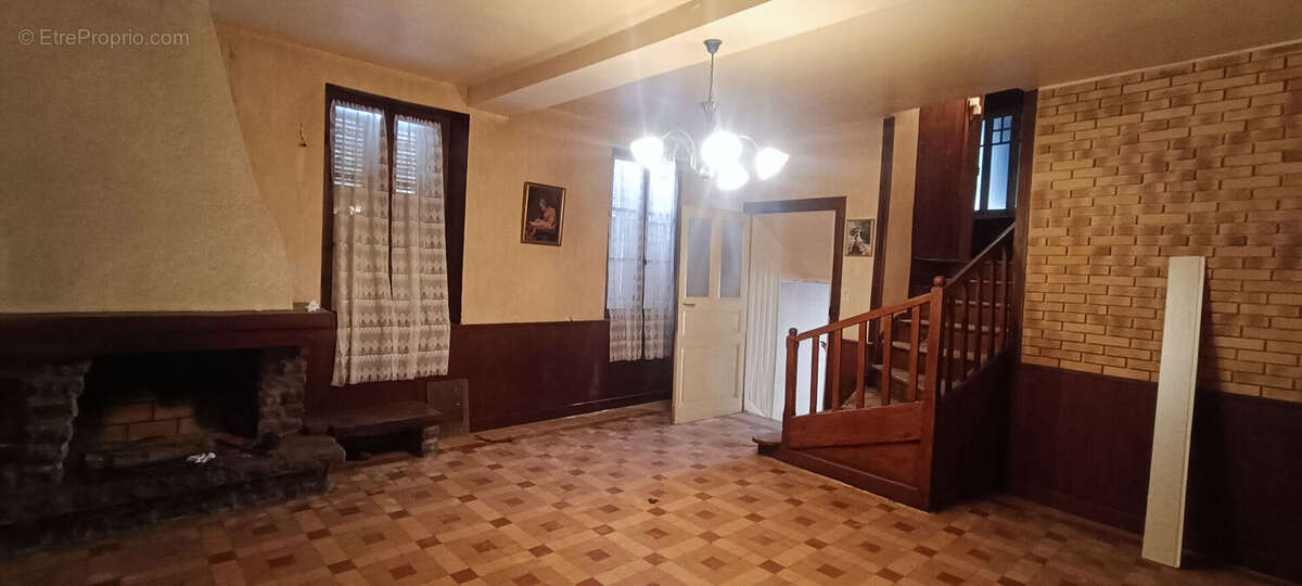 Maison à NUILLE-SUR-VICOIN