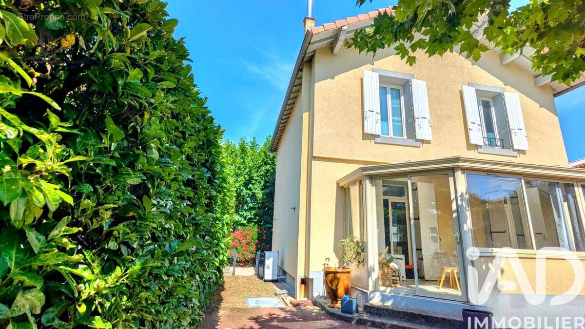 Photo 2 - Maison à PORTES-LES-VALENCE