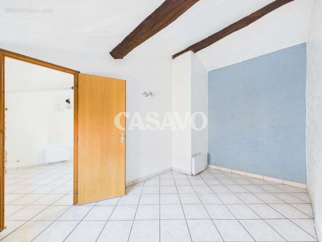 Appartement à LA VERPILLIERE