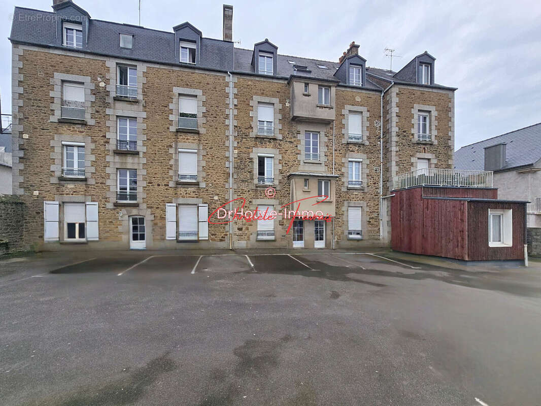 Appartement à FOUGERES