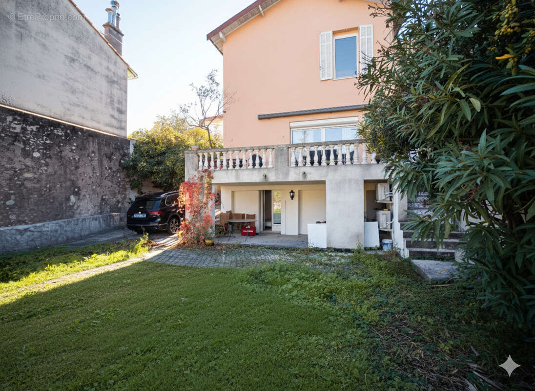 Maison à CANNES