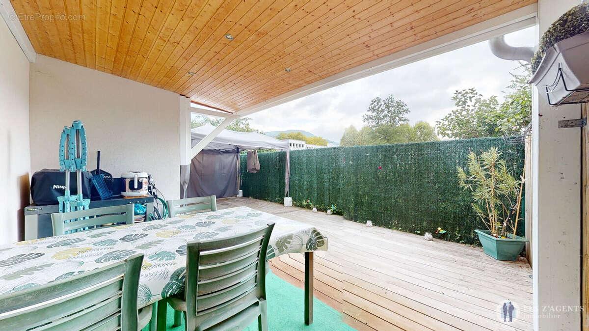 Maison à SAINT-MARTIN-D&#039;HERES