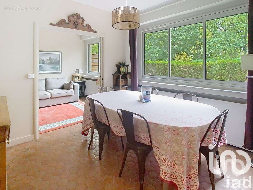 Photo 7 - Appartement à MARNES-LA-COQUETTE